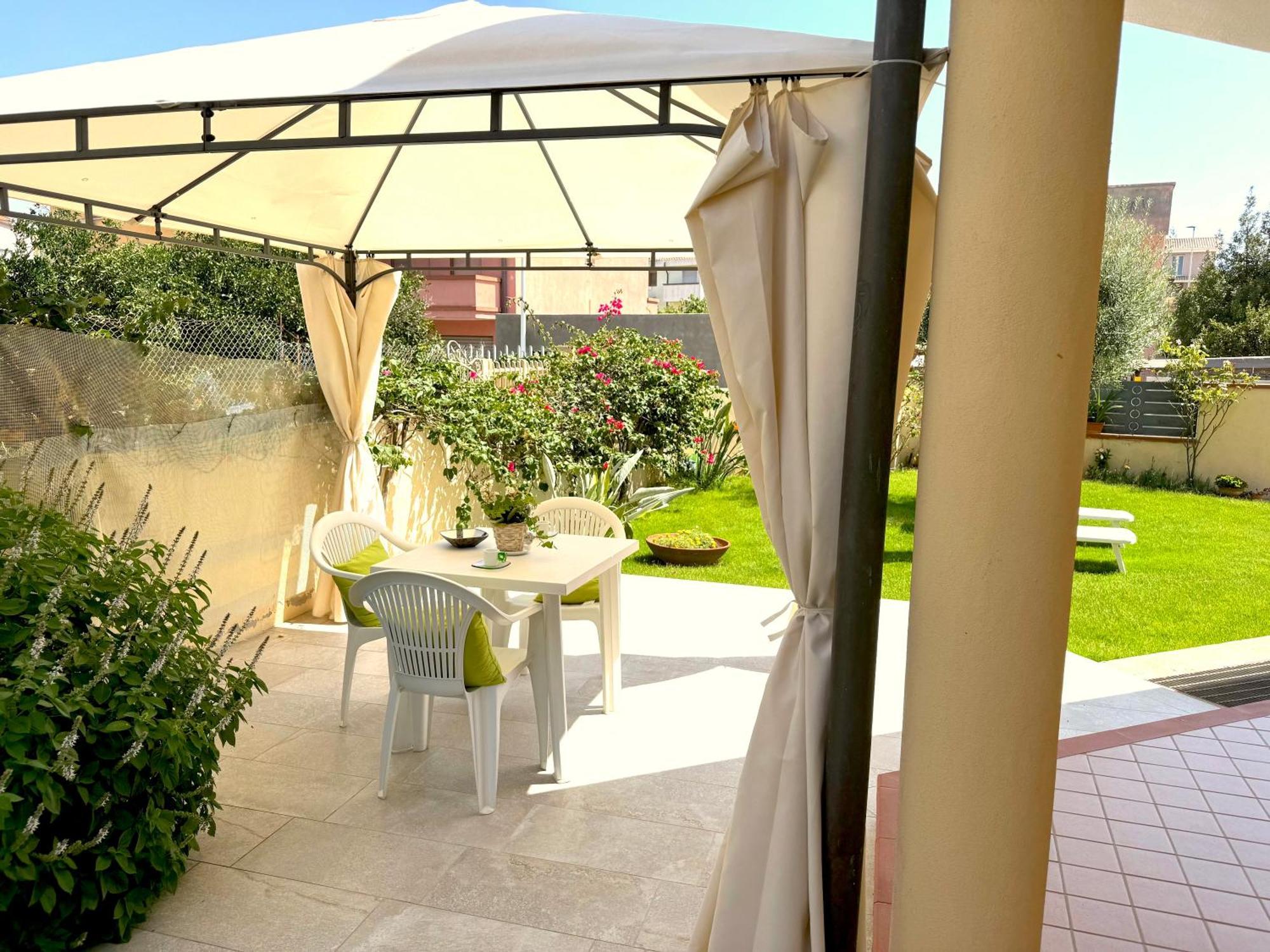 Rosa'S House - Zona Ospedaliera Apartment Cagliari Exterior photo